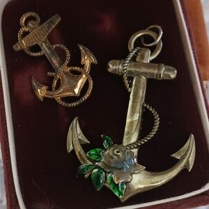 Small Haul Anchors Brooch Marked Sterling Pendant With Floral Accents